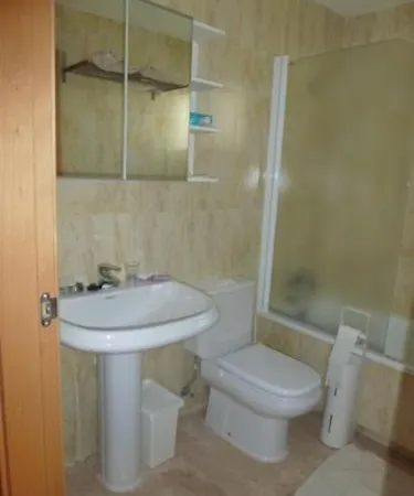 2010-superb 2 Bedrooms In Complex With Pool 아파트 *