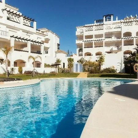 Apartment 2010-superb 2 Bedrooms In Complex With Pool