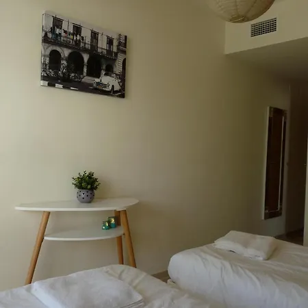2010-superb 2 Bedrooms In Complex With Pool